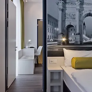 Super 8 By Wyndham North 3*, München Deutschland